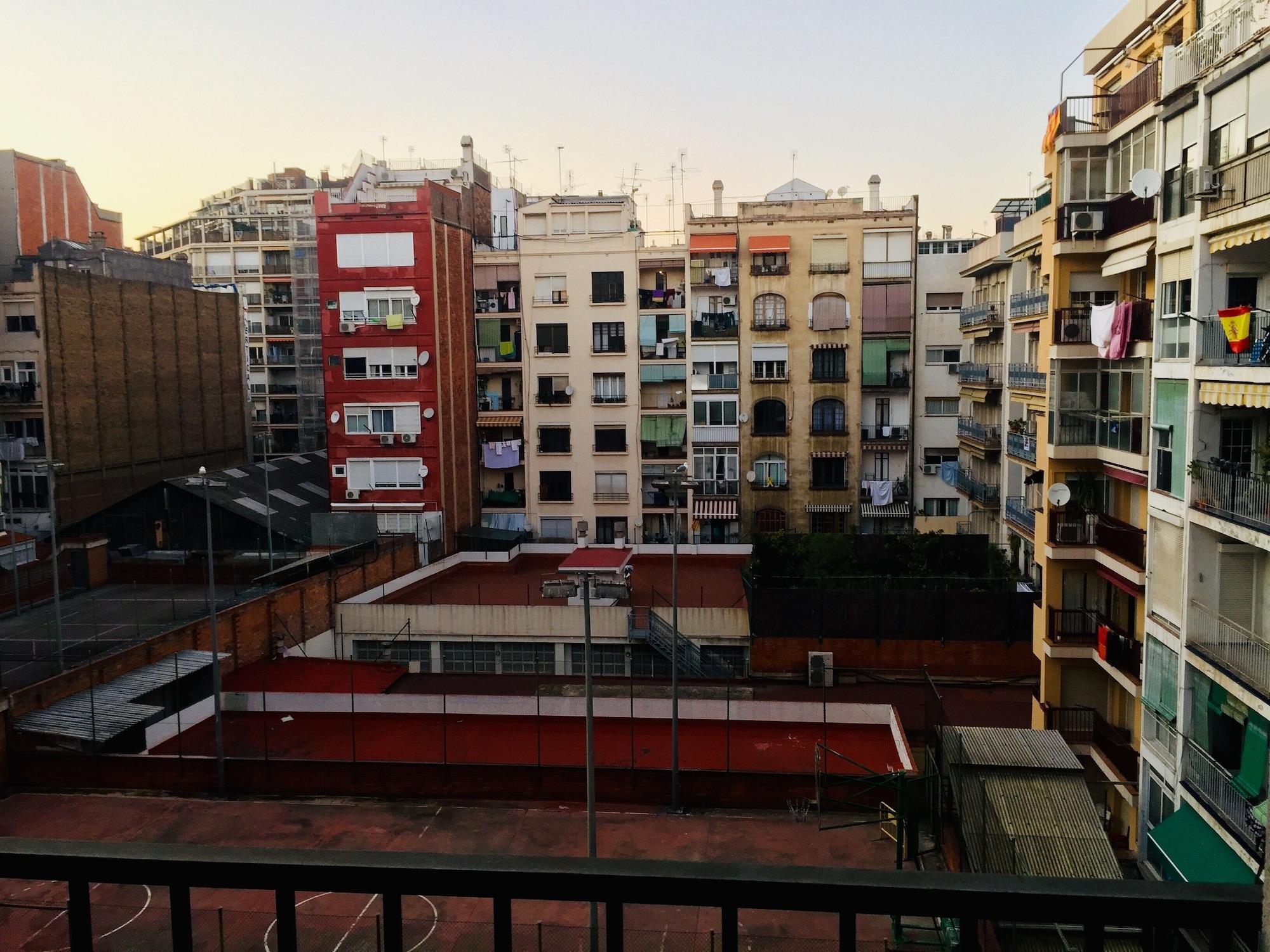 Up Suites Bcn Barcelona Luaran gambar